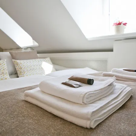 Hisa Pod Gradom Apartman