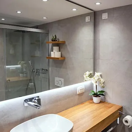 Hisa Pod Gradom Apartman