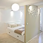 شقة Hisa Pod Gradom *