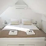 Апартаменти Hisa Pod Gradom Любляна