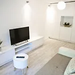 Hisa Pod Gradom Любляна