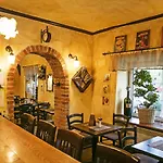 Hisa Pod Gradom ليوبليانا