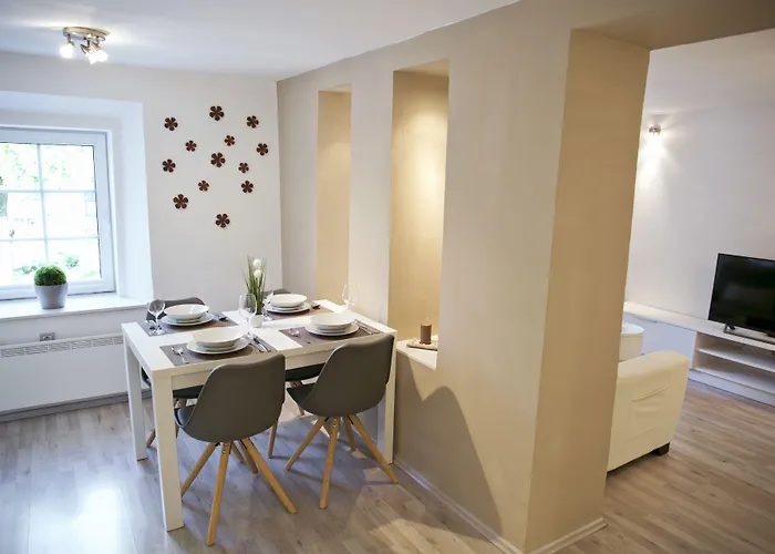 Hisa Pod Gradom Ljubljana