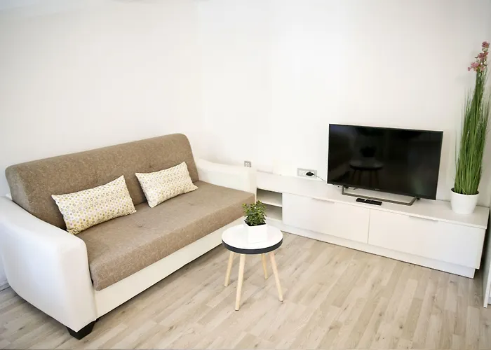 Hisa Pod Gradom Apartment