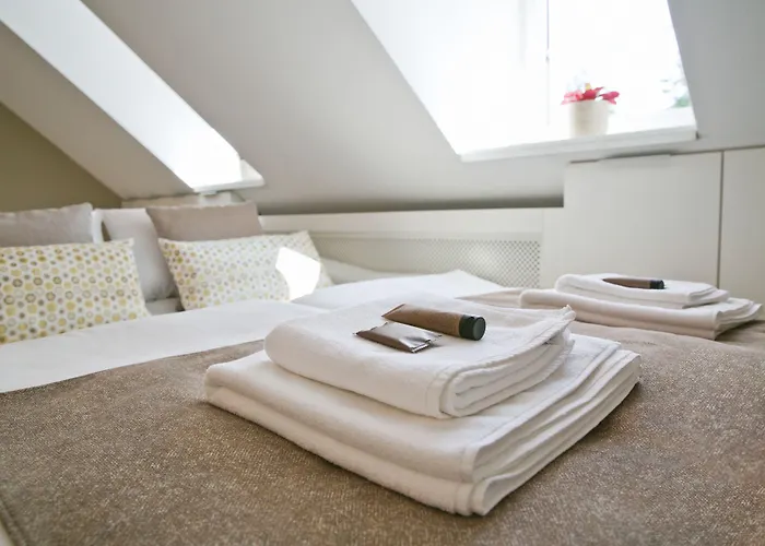 Hisa Pod Gradom Apartamento