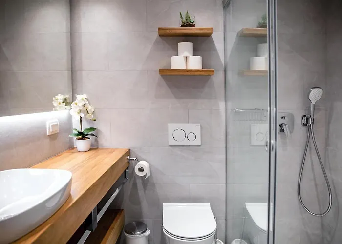 Hisa Pod Gradom * Ljubljana